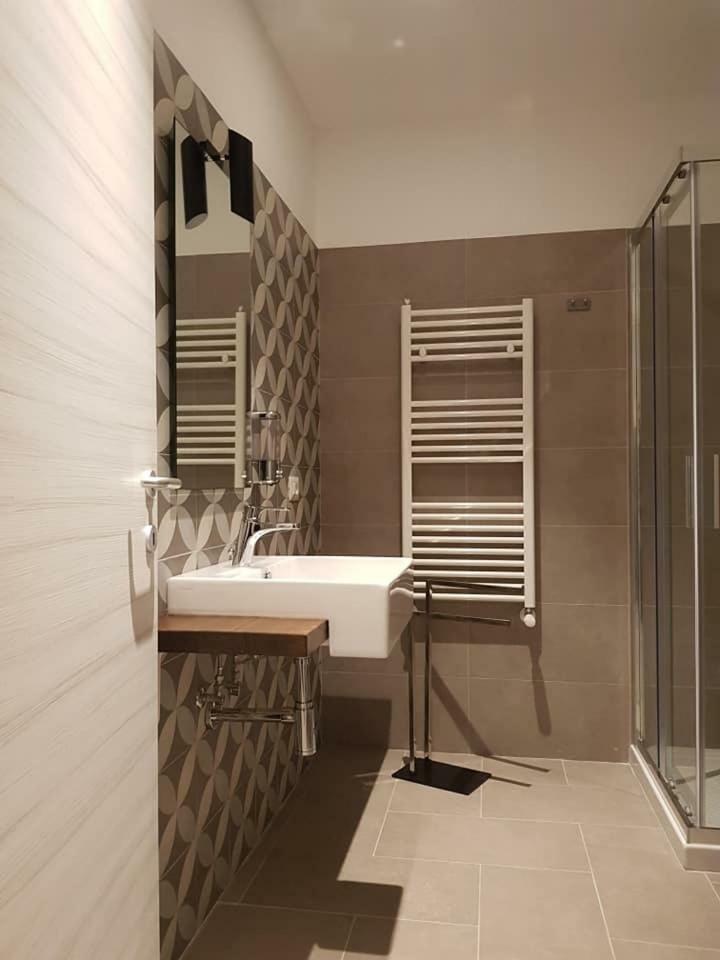 Area 19 Aparthotel Catanzaro Bagian luar foto